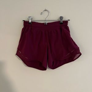 Lululemon Hotty Hot Short II Long 6 Tall